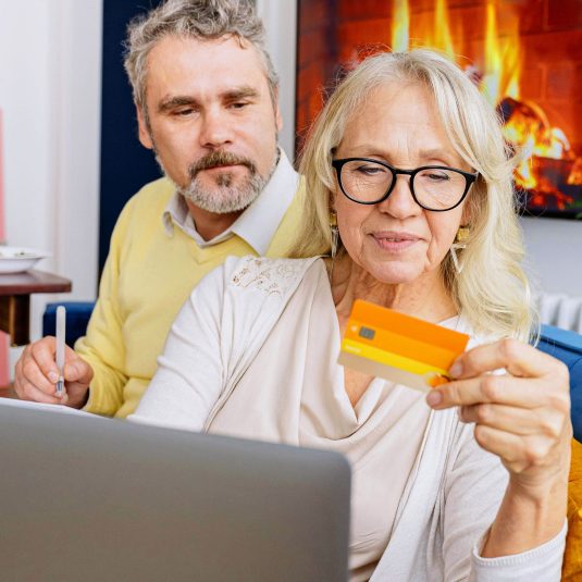 Couple Using AutoPay